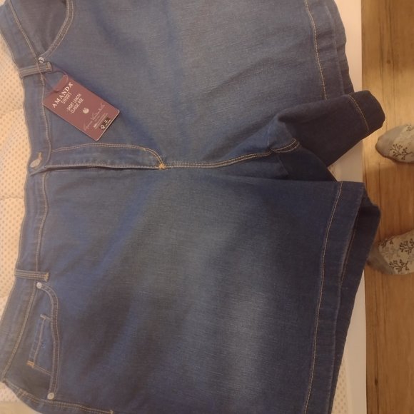 Jean shorts - Picture 1 of 5